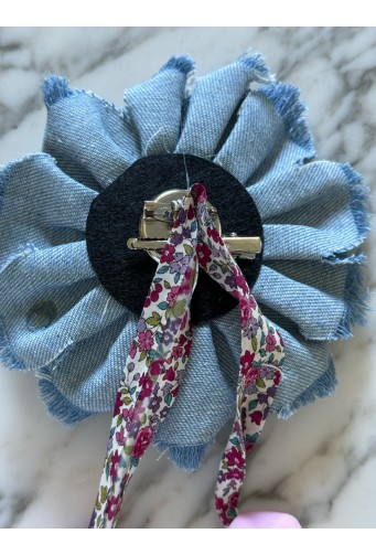 Broche en fleur Grand Modèle numéro quatre