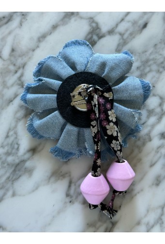 Broche en fleur Grand Modèle numéro cinq