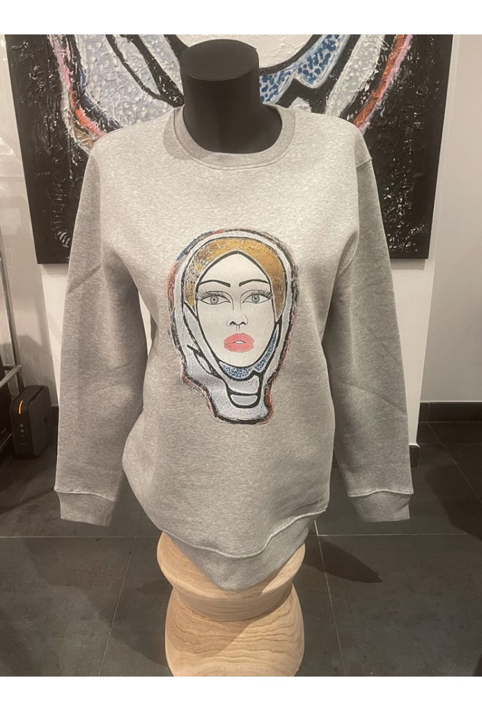 La Femme Corse Couleur Gris Chiné